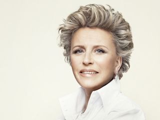 Krystyna Janda ambasadorką linii kosmetyków Art&Diamonds Soraya