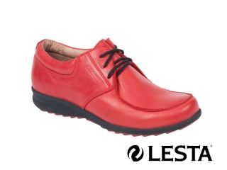 Czerwień w najnowszej kolekcji butów marki Lesta 
