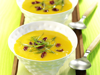 Zupa z dyni z cranberries